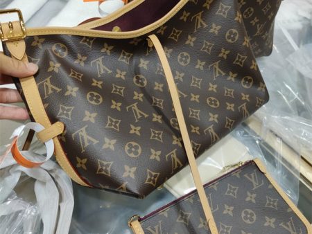 EH - Louis Vuitton Women Bags - 2176 Online Sale