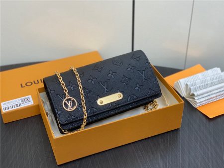 EH - Louis Vuitton Women Bags - 2093 For Sale