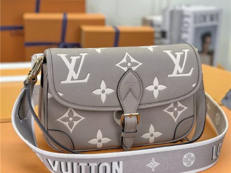 EH - Louis Vuitton Women Bags - 2110 For Discount