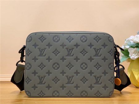 EH - Louis Vuitton Women Bags - 2099 Fashion