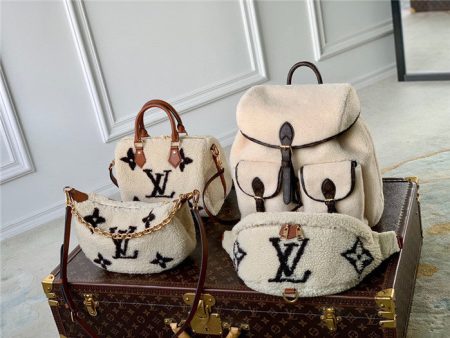 EH - Louis Vuitton Women Bags - 2066 For Sale